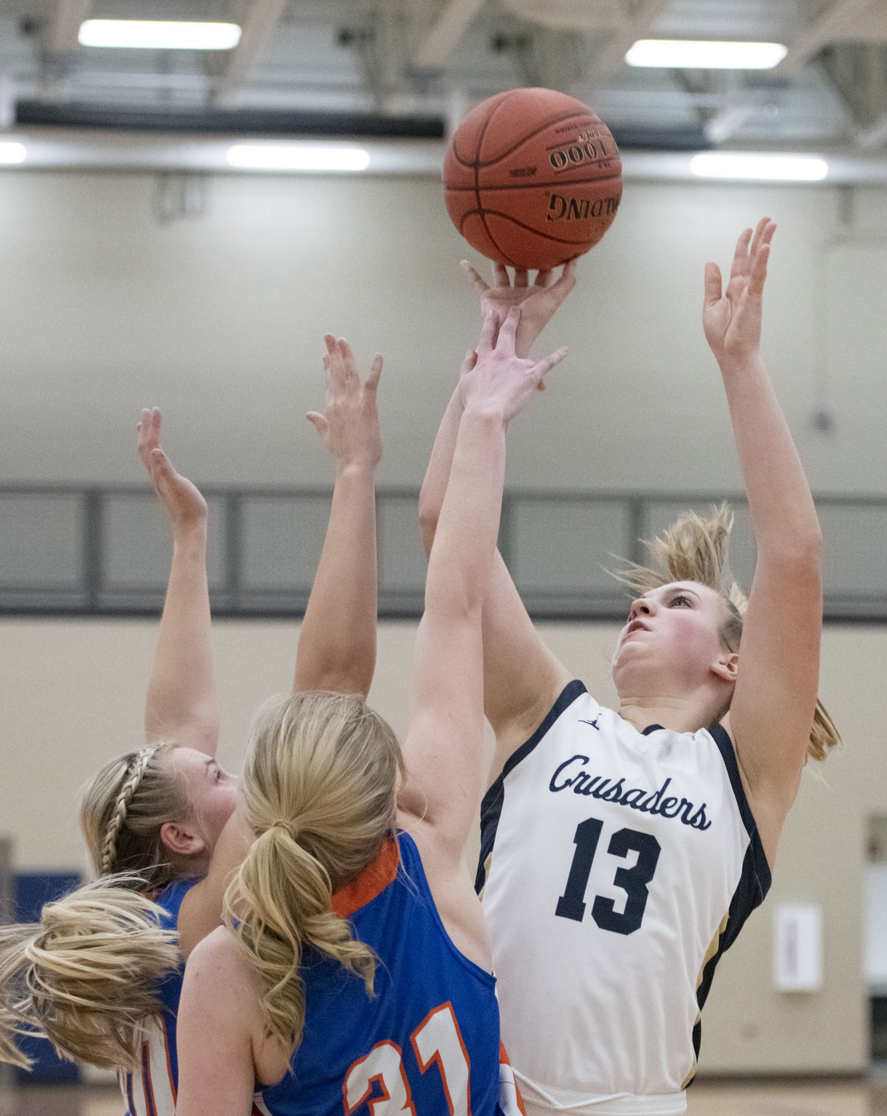 Heelan vs Sioux Center basketball